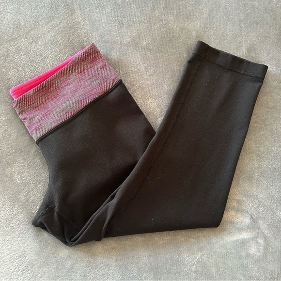 Lululemon Crop Legging Yoga Pants Size 6 striped waist black multicolor - Picture 7 of 8